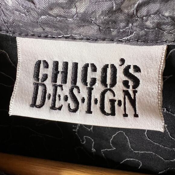 Chicos Shacket Womens Size 1/Medium Silver Gray Embroidered 100% Silk Buttons - Picture 2 of 16